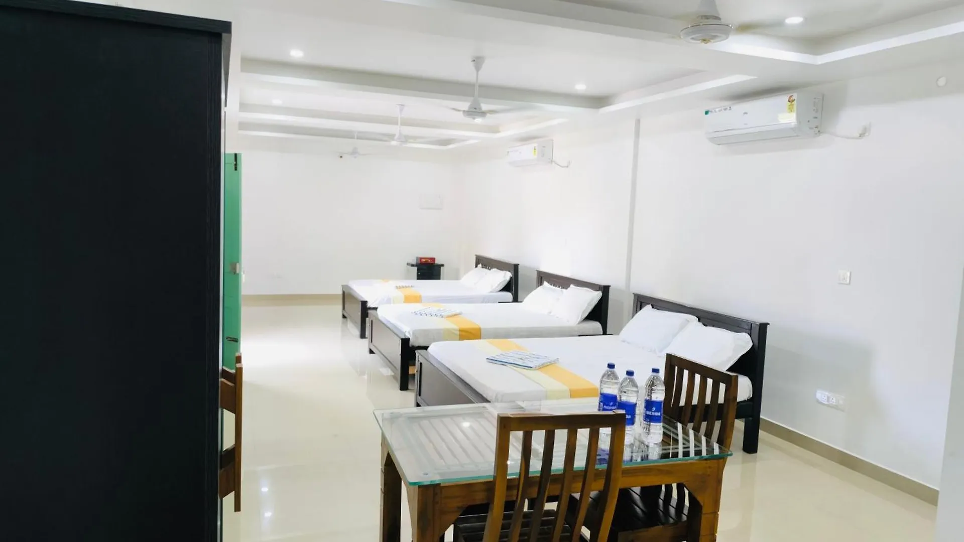 Lodge Sr Residency Villa Kollam