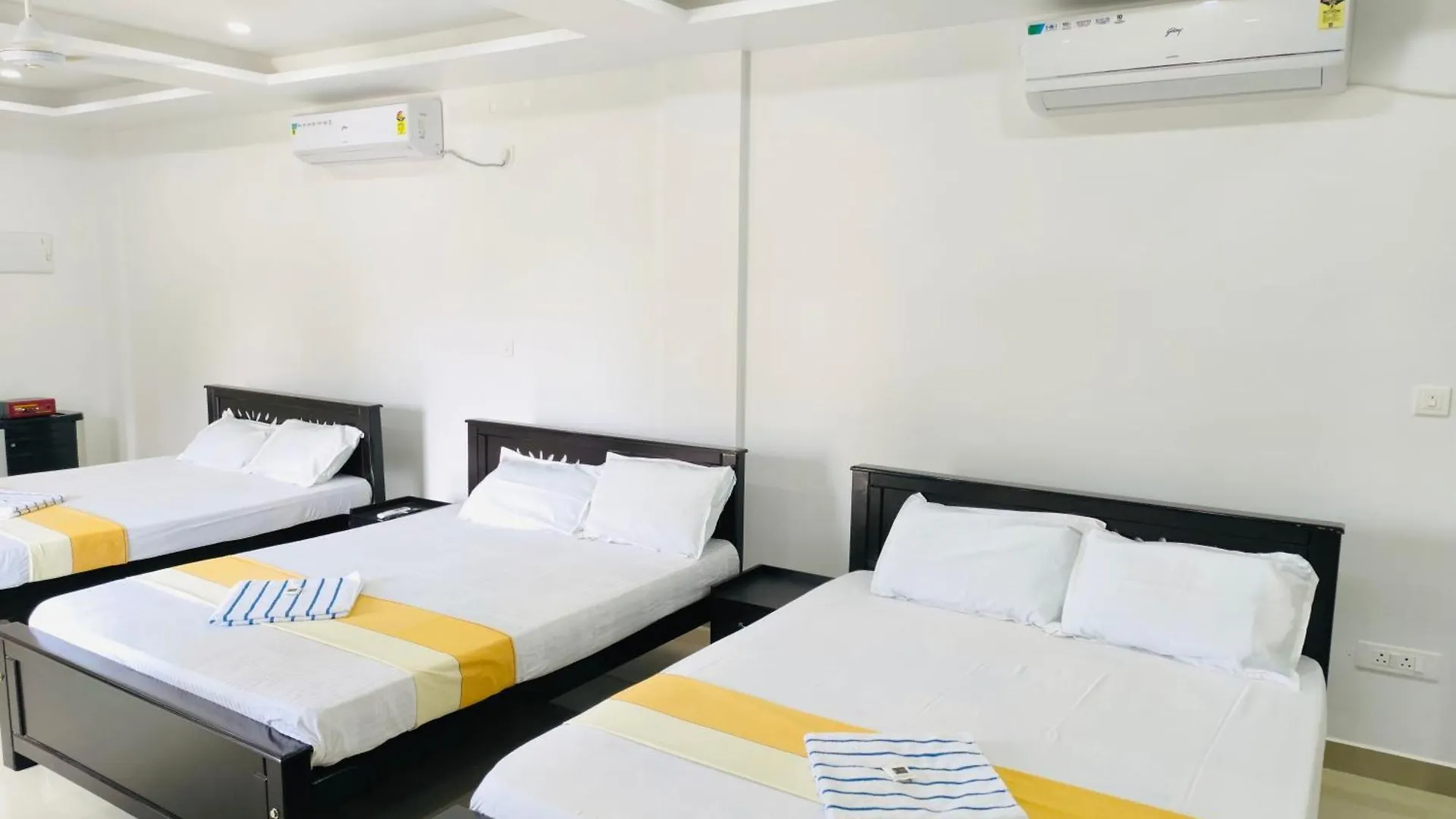Sr Residency Villa Kollam Lodge