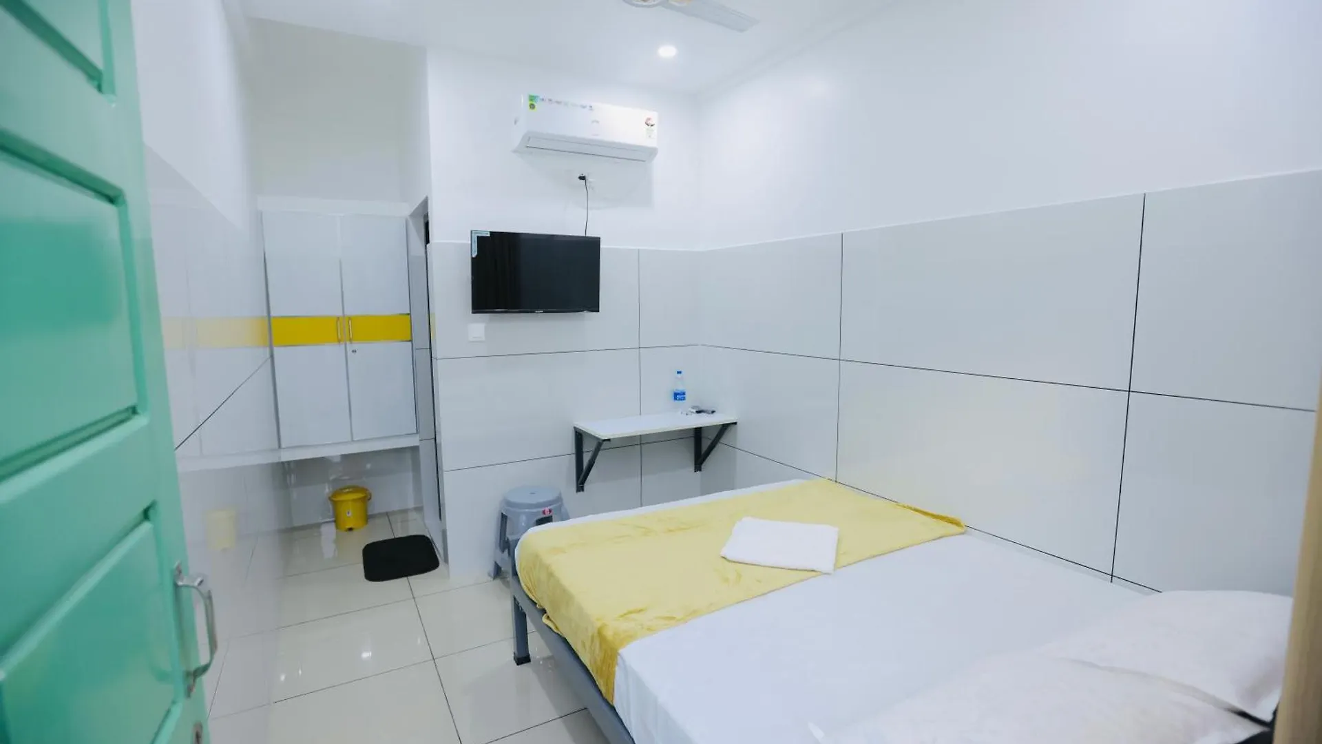 Lodge Sr Residency Villa Kollam
